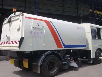 ⁠Garbage
                                                                    compactors & Mechanical
                                                                    sweepers Service
